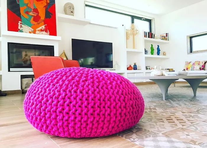 Exceptional Villa Quelfes